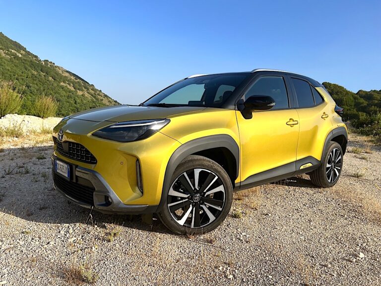 Toyota Yaris Cross: la prova su strada