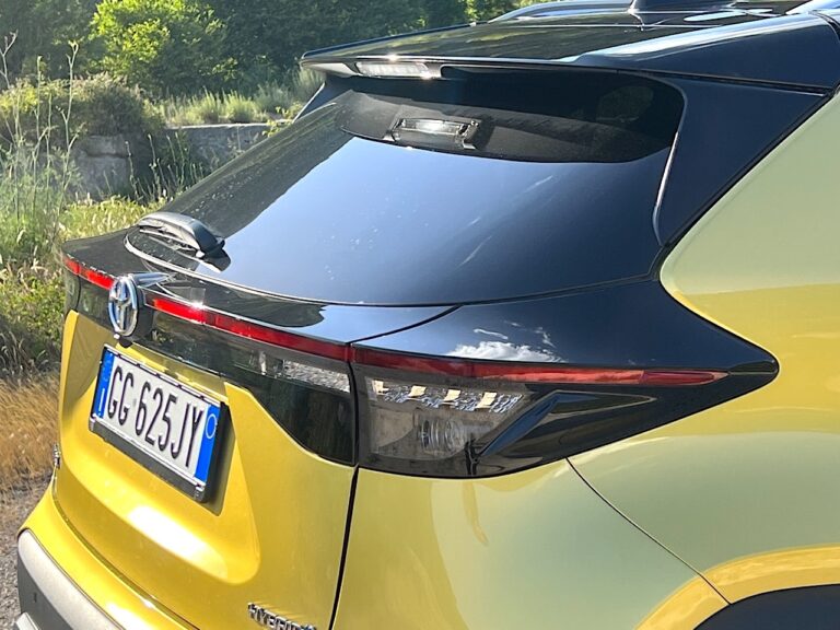 Toyota Yaris Cross: la prova su strada