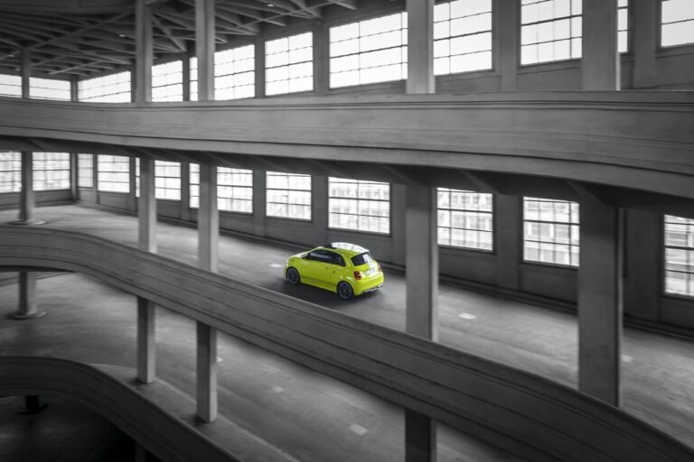 Abarth 500e: le foto ufficiali