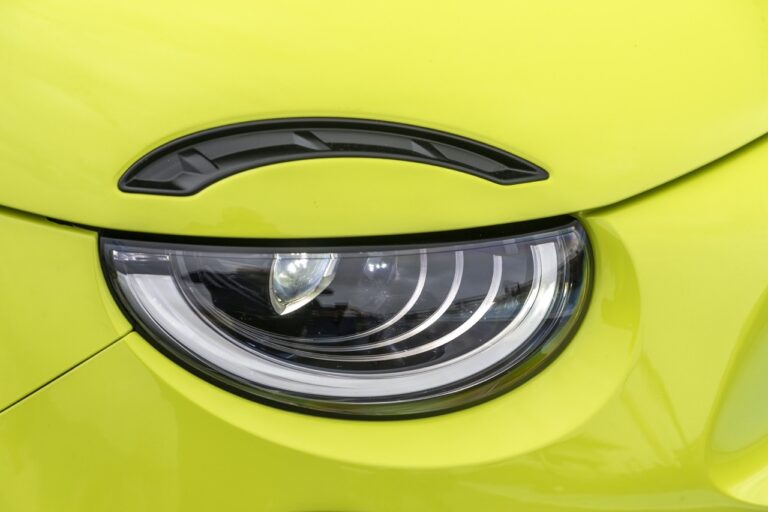 Abarth 500e: le foto ufficiali