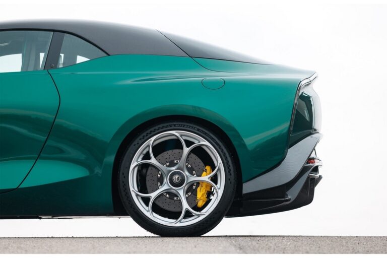 Alfa Romeo Giulia SWB Zagato: immagini ufficiali