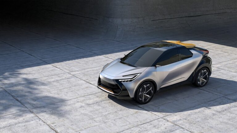Toyota CH-R Prologue: le immagini ufficiali