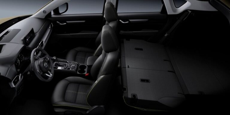 Mazda CX-5 2023: immagini ufficiali