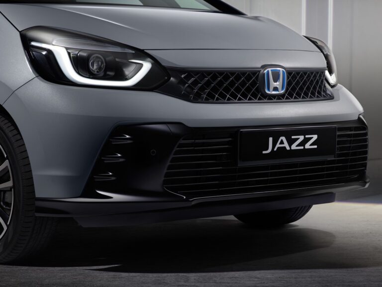 Honda Jazz e:Hev 2023: immagini ufficiali