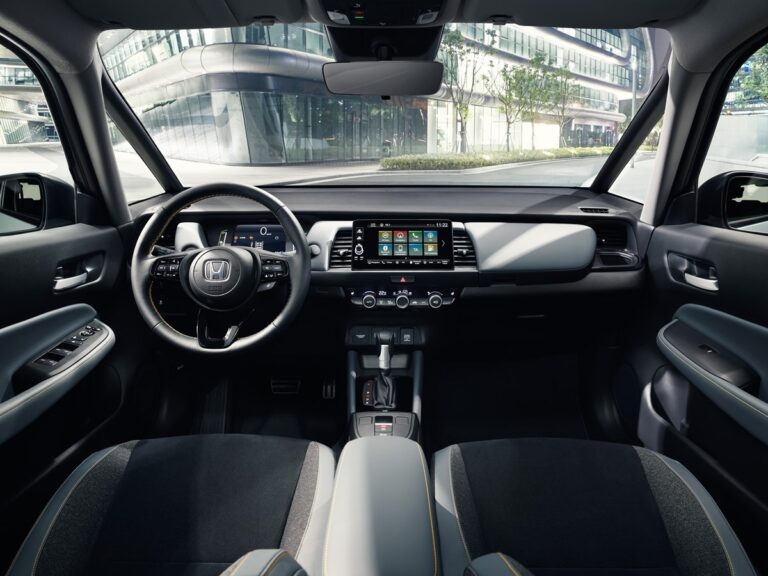Honda Jazz e:Hev 2023: immagini ufficiali