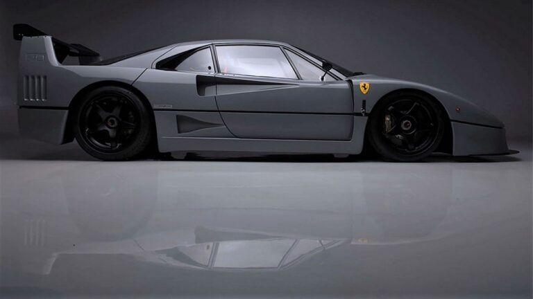Ferrari F40 in Grigio Nardò: le immagini