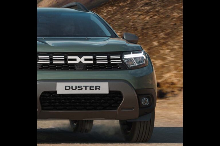 Dacia Duster 2023: immagini ufficiali