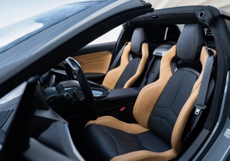 Corvette E-Ray: le immagini