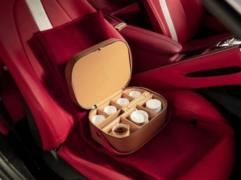 Ferrari Roma: esemplare per i 30 anni in Cina