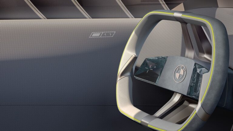 BMW i Vision Dee al CES di Las Vegas 2023