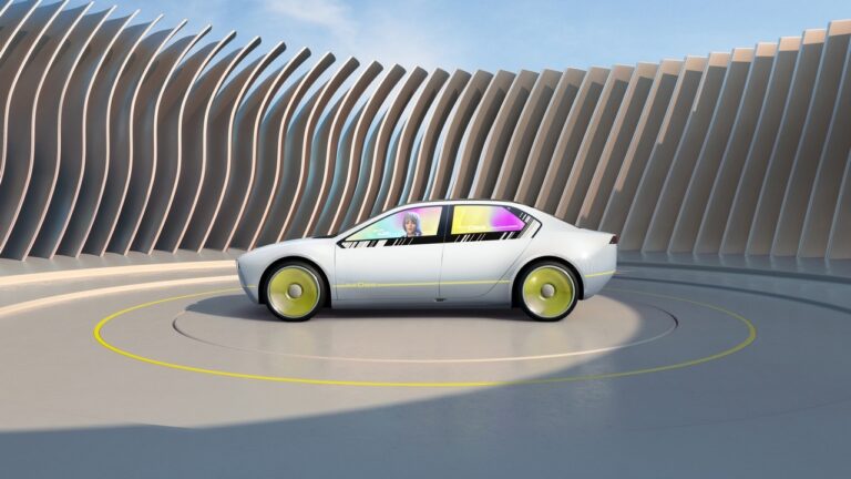 BMW i Vision Dee al CES di Las Vegas 2023