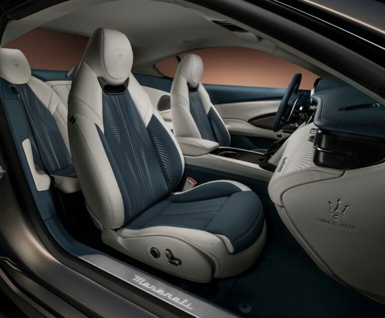 Maserati GranTurismo 2023: gli interni