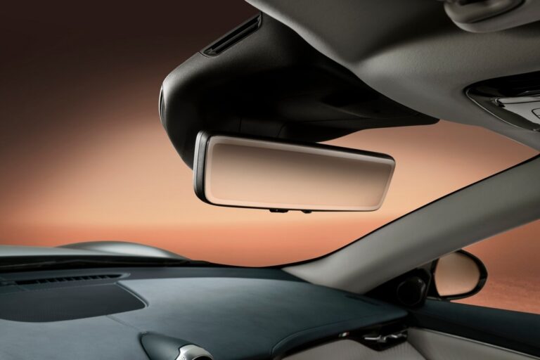 Maserati GranTurismo 2023: gli interni