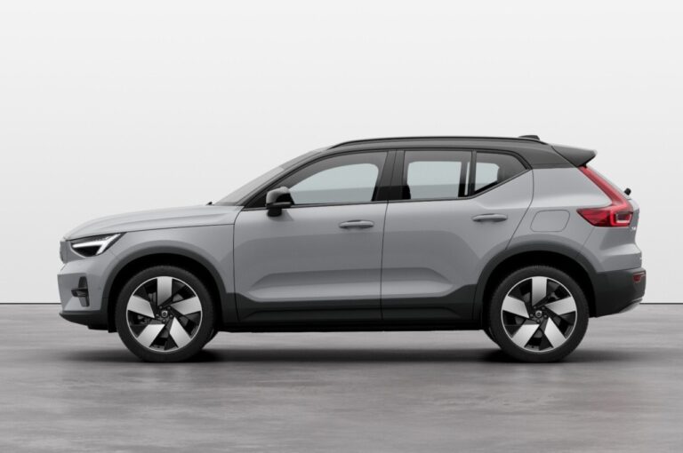 Volvo XC40 Recharge 2023: immagini ufficiali