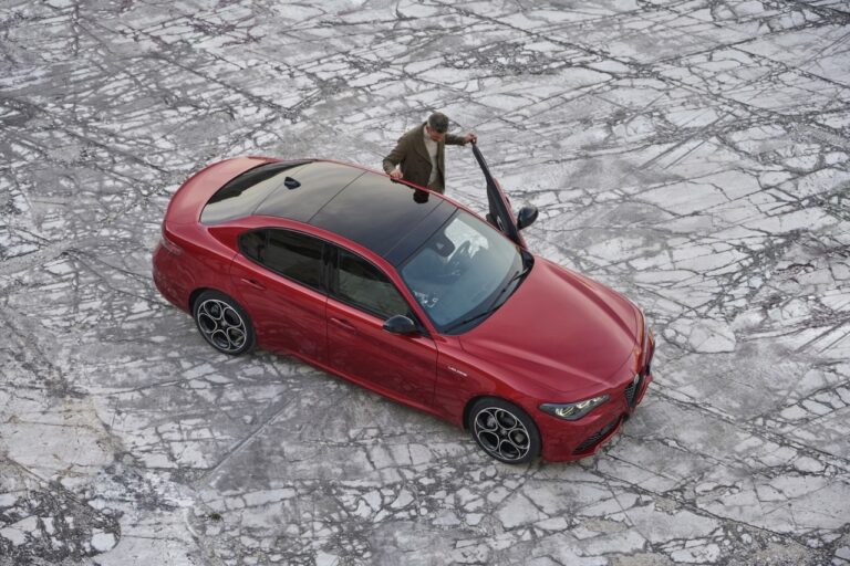 Alfa Romeo Giulia e Stelvio facelift: le foto