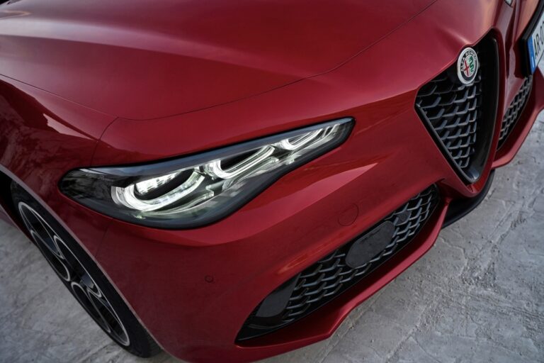 Alfa Romeo Giulia e Stelvio facelift: le foto