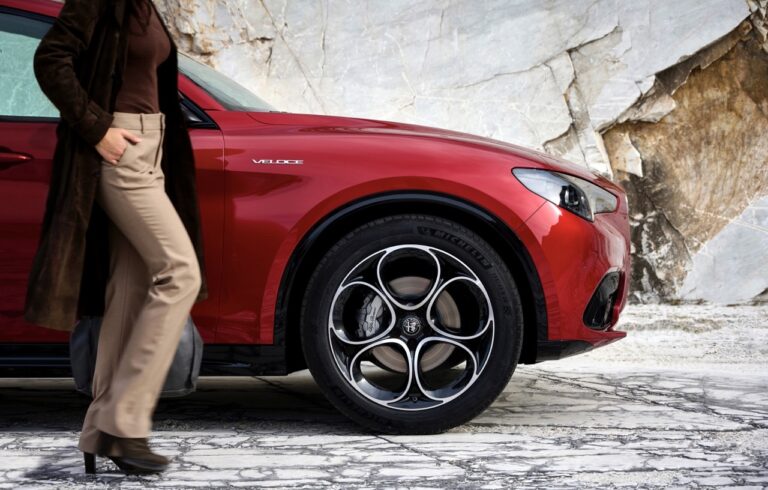 Alfa Romeo Giulia e Stelvio facelift: le foto