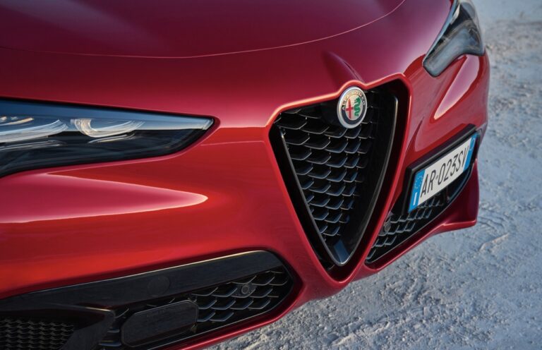 Alfa Romeo Giulia e Stelvio facelift: le foto
