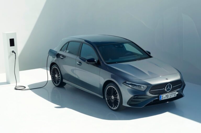 Mercedes Classe A 2023: immagini ufficiali