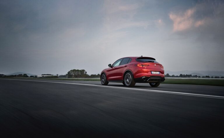 Alfa Romeo Giulia e Stelvio facelift: le foto
