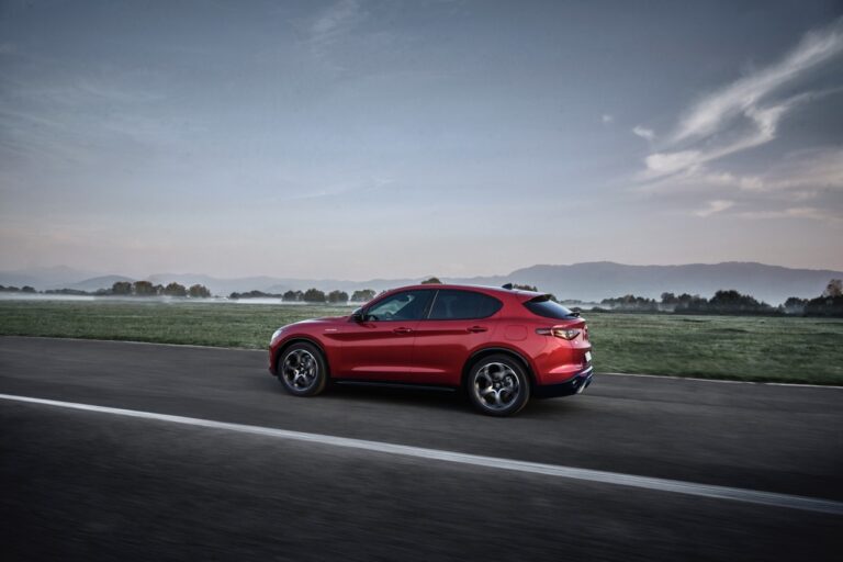 Alfa Romeo Giulia e Stelvio facelift: le foto