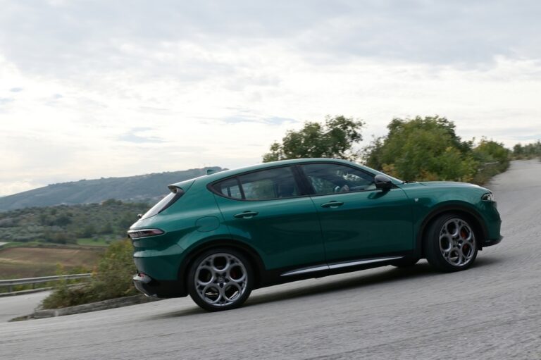 Alfa Romeo Tonale: la prova su strada