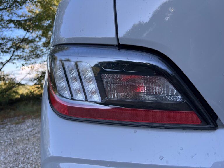 Hyundai Kona EV: le immagini