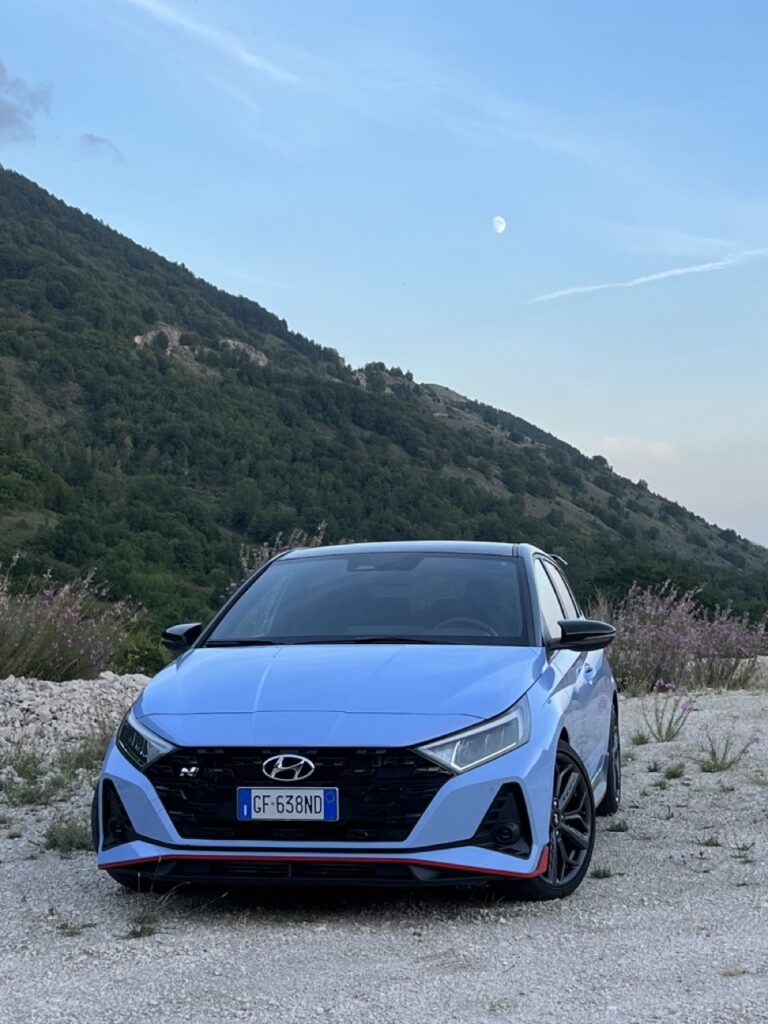 Hyundai i20 N: le foto