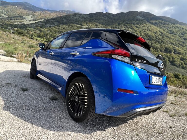 Nissan Leaf 62 kWh: le immagini