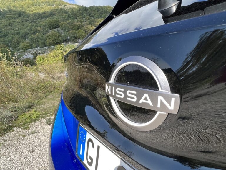 Nissan Leaf 62 kWh: le immagini