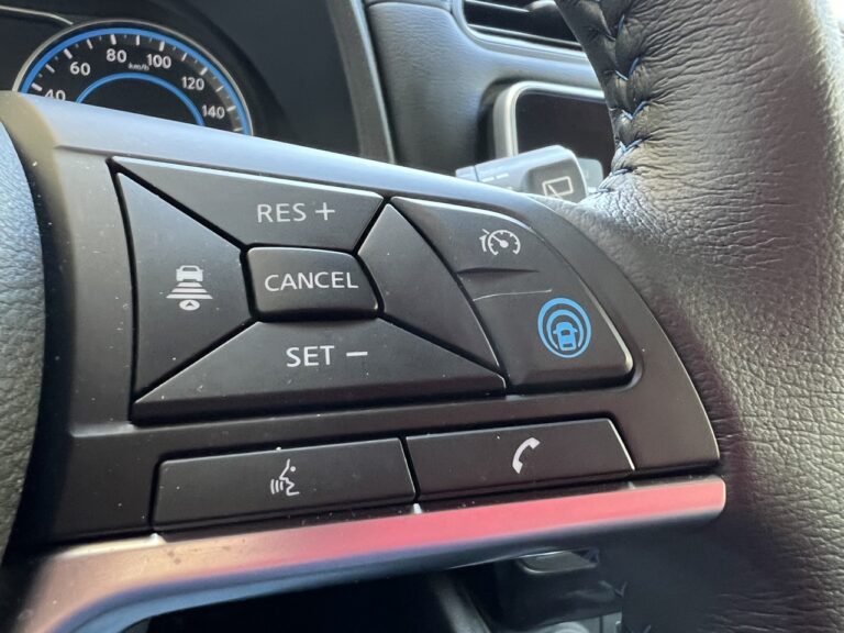 Nissan Leaf 62 kWh: le immagini