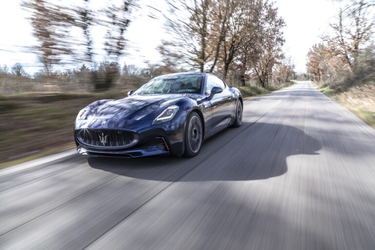 Maserati GranTurismo Folgore: immagini