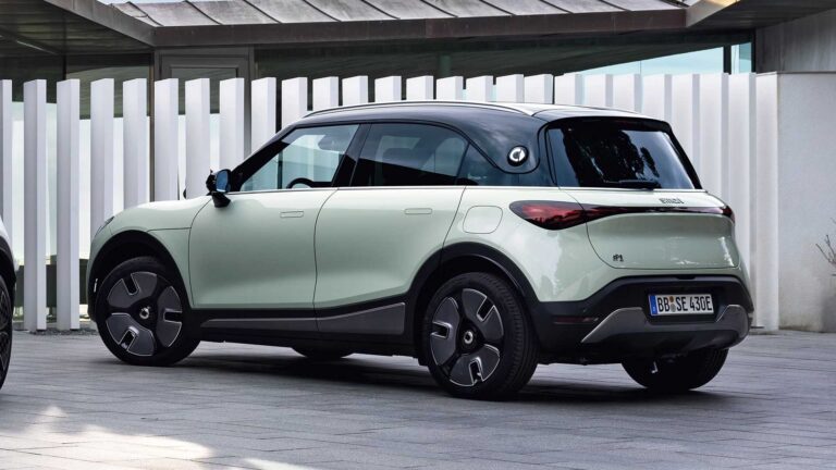 Nuova Smart #1 2023: le immagini ufficiali