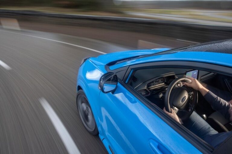 Ford Puma ST Powershift: le immagini