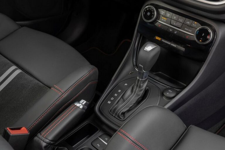 Ford Puma ST Powershift: le immagini