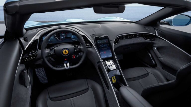 Ferrari Roma Spider: le foto ufficiali
