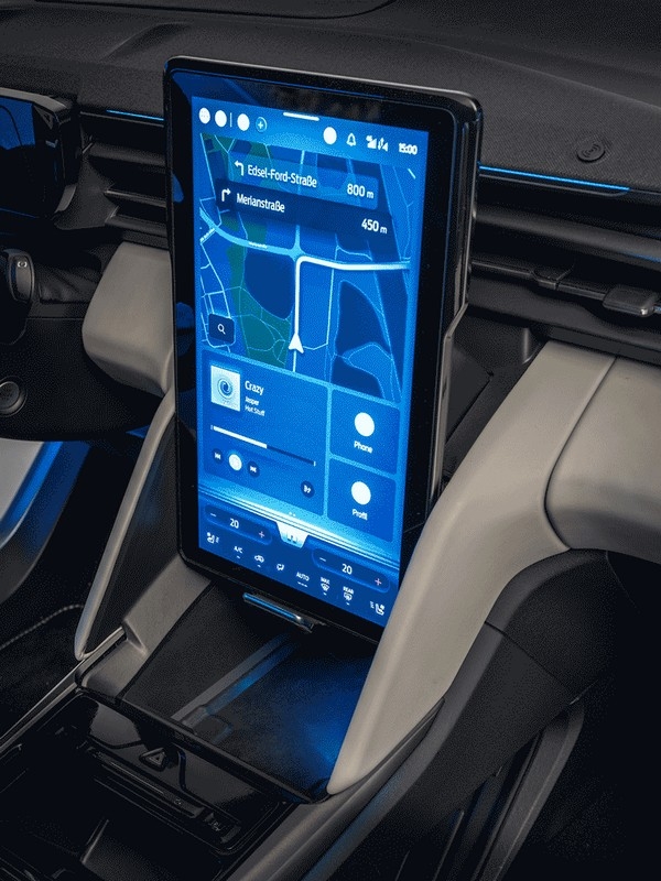 Ford Explorer 2023: immagini ufficiali