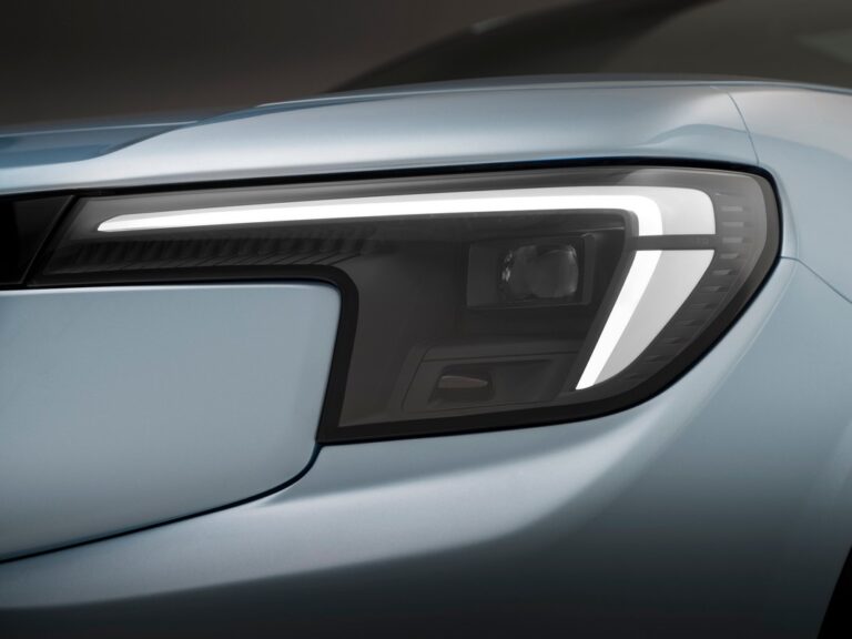 Ford Explorer 2023: immagini ufficiali