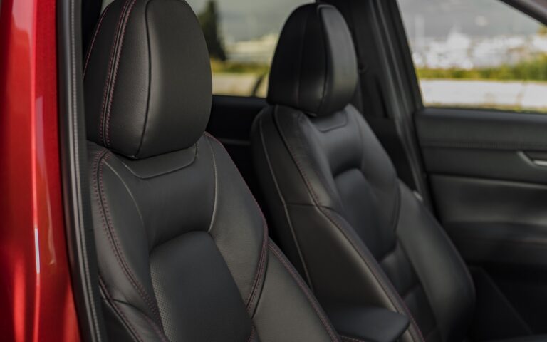 Mazda CX-5 2023: immagini ufficiali