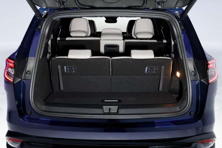 Renault Espace: immagini ufficiali