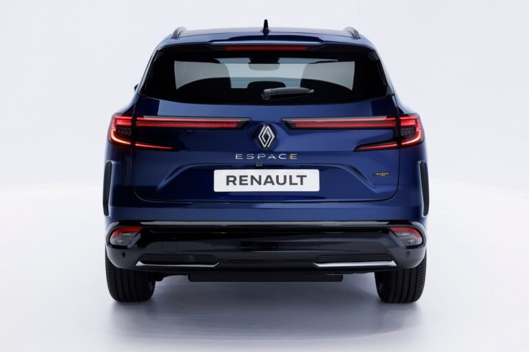 Renault Espace: immagini ufficiali