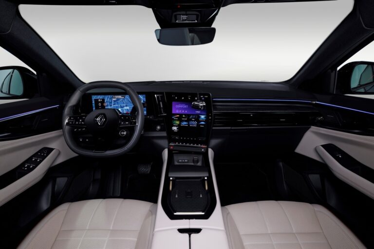 Renault Espace: immagini ufficiali