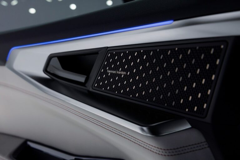 Renault Espace: immagini ufficiali