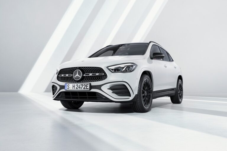 Mercedes-Benz GLA 2023: immagini ufficiali