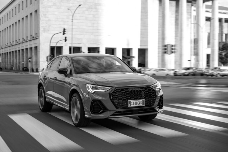 Audi Indentity Black: le foto del test a Roma