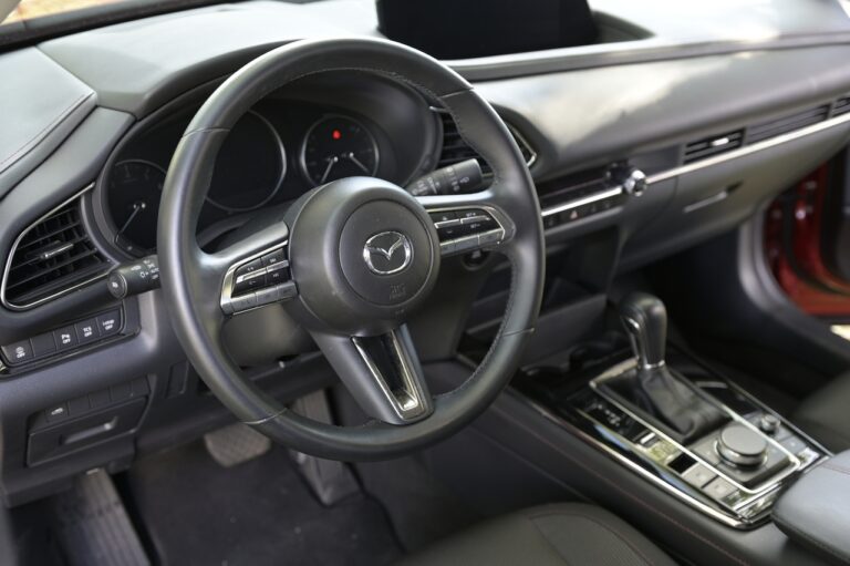 Mazda CX-30: test drive
