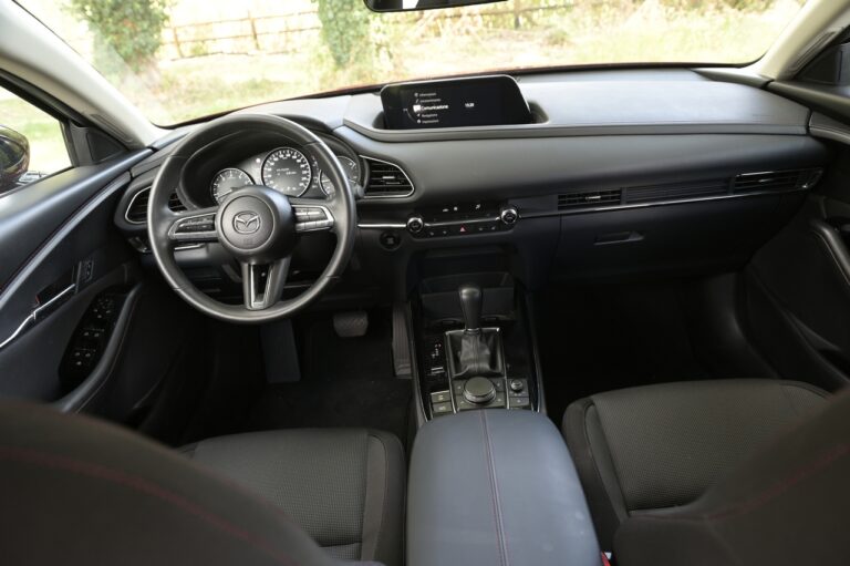 Mazda CX-30: test drive