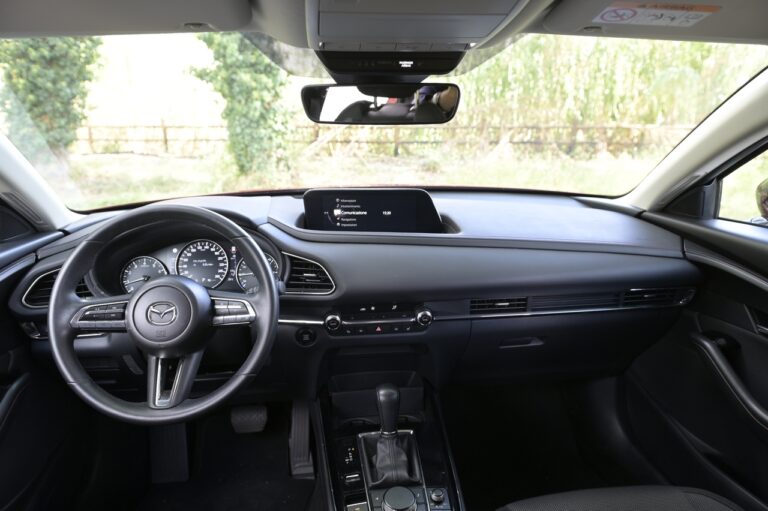 Mazda CX-30: test drive