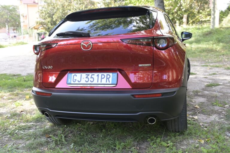 Mazda CX-30: test drive