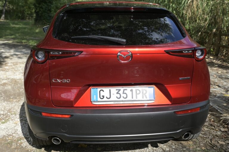 Mazda CX-30: test drive